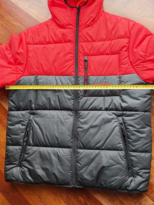 geaca Adidas Adventure cu doua fete