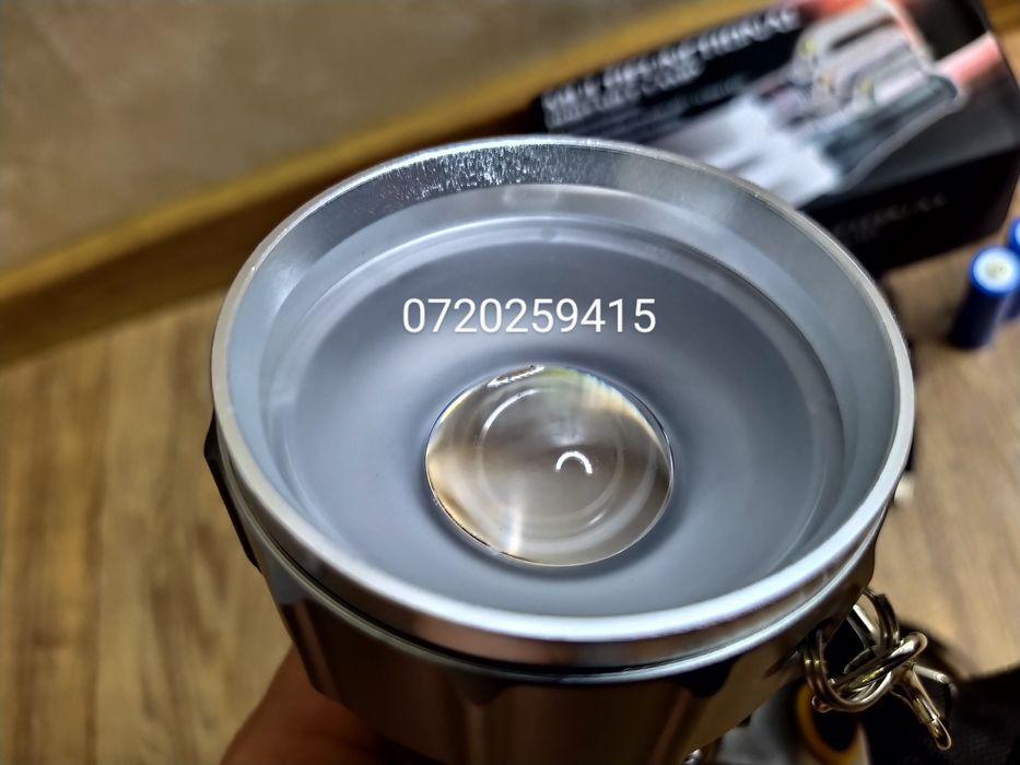 Lanterna Led, CREE XM-L T6, 4 Moduri de Iluminare, 3 Acumulatori