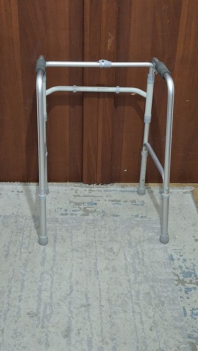 Ходунок для взрослых