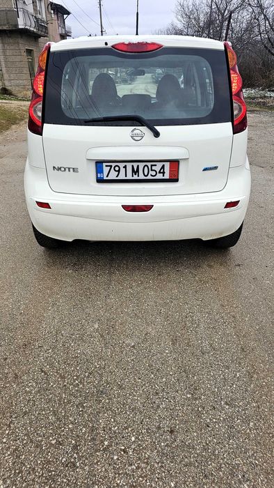 Nissan note 1.3бензин
