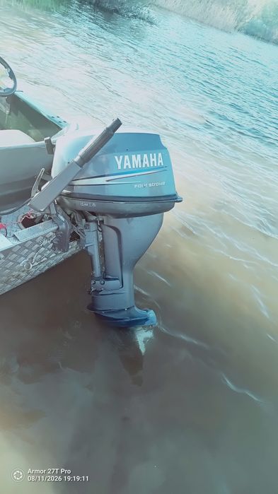 Извънбордов двигател за лодка Ямаха 15
