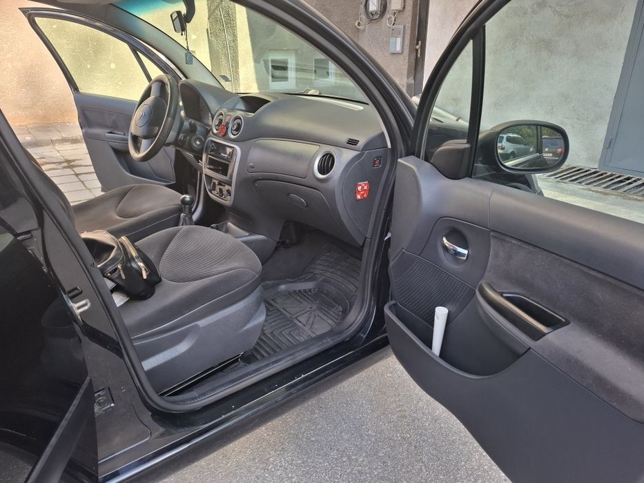 Лек автомобил Ситроен C 3