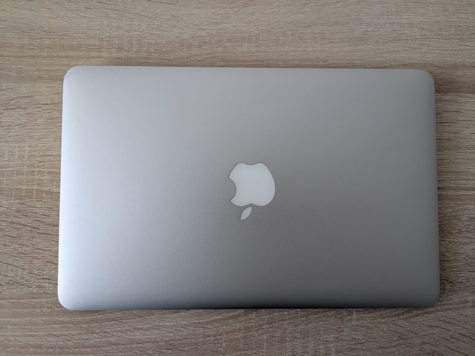 Macbook Air 11 (макбук)