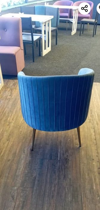 Продам стулья для кафе