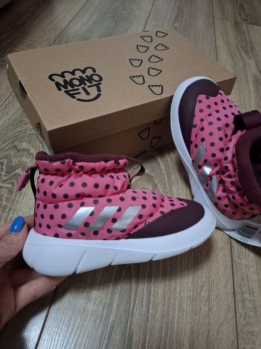Ghete fetite adidas noi nr 26
