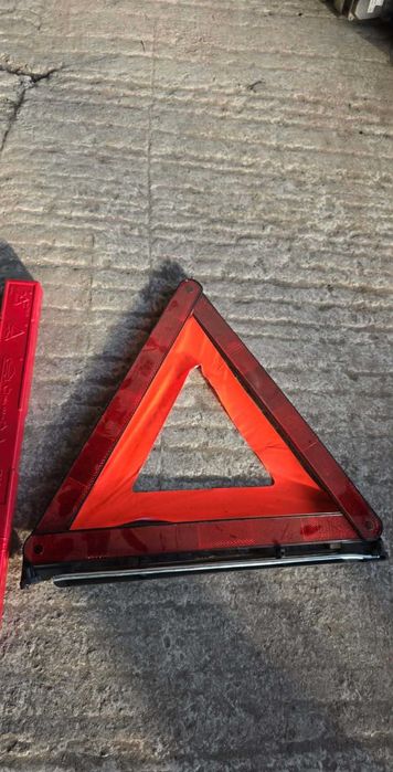 Триъгълник За БМВ E46/E90/E60/E70/E87/E81/E91