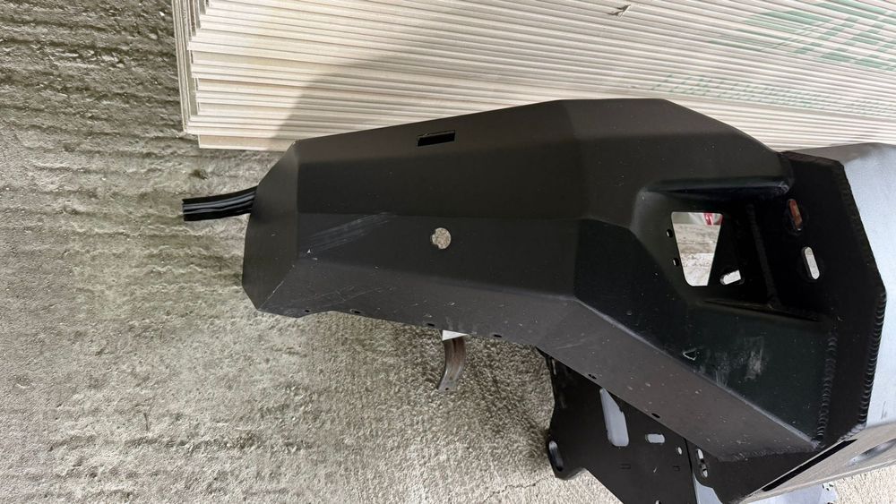 Предна офроуд броня за toyota Land cruiser j200