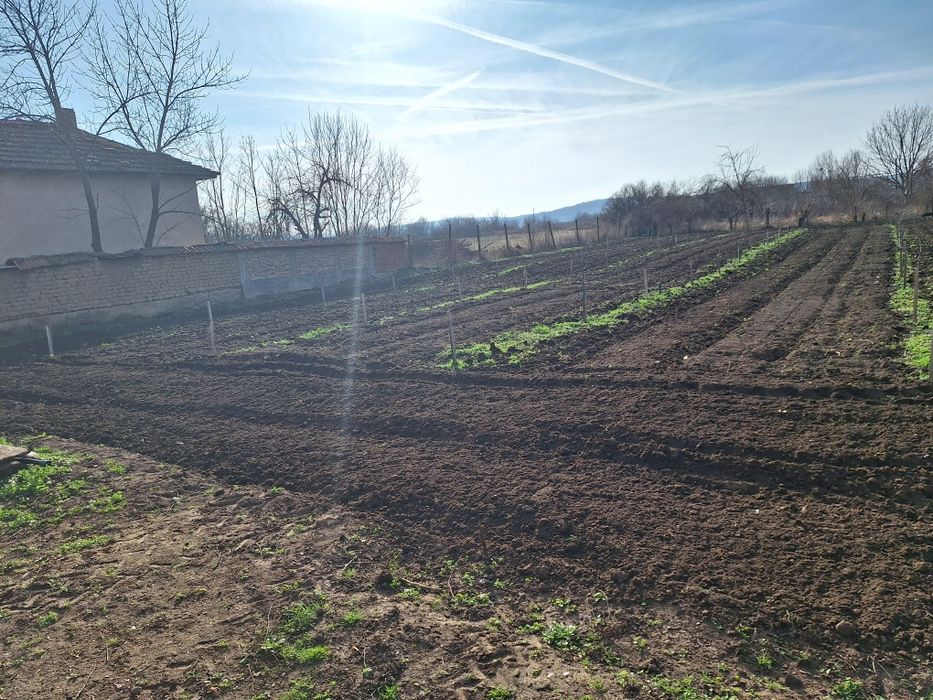 Продава се Къща в Тетевен - 180 кв.м за 170 €/кв.м - Снимка #2