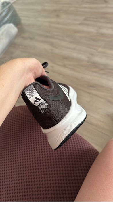 Продам!оригинал!44-45 размер