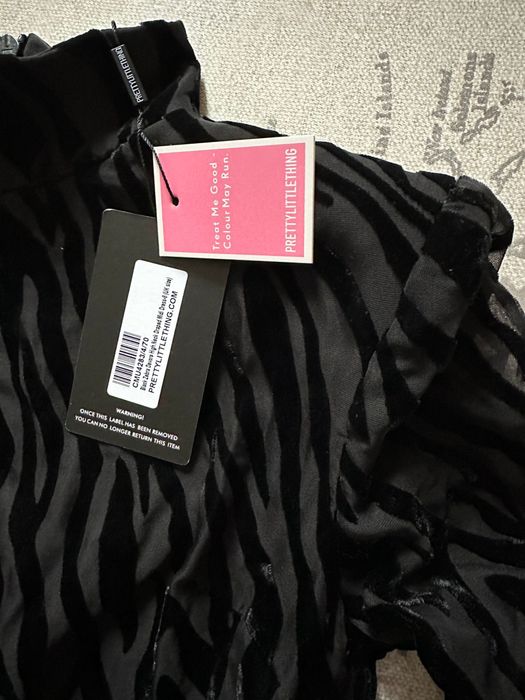 Rochie midi Zebra Pretty Little Thing