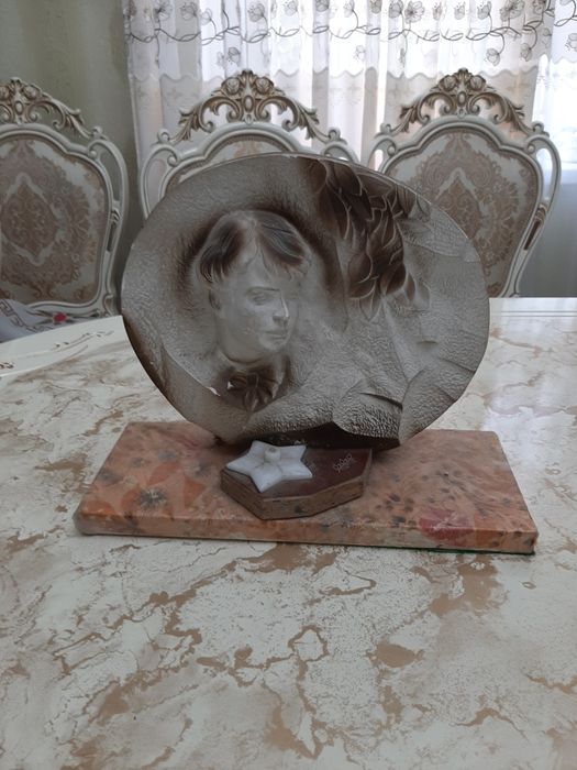 Продам барильев Есенина