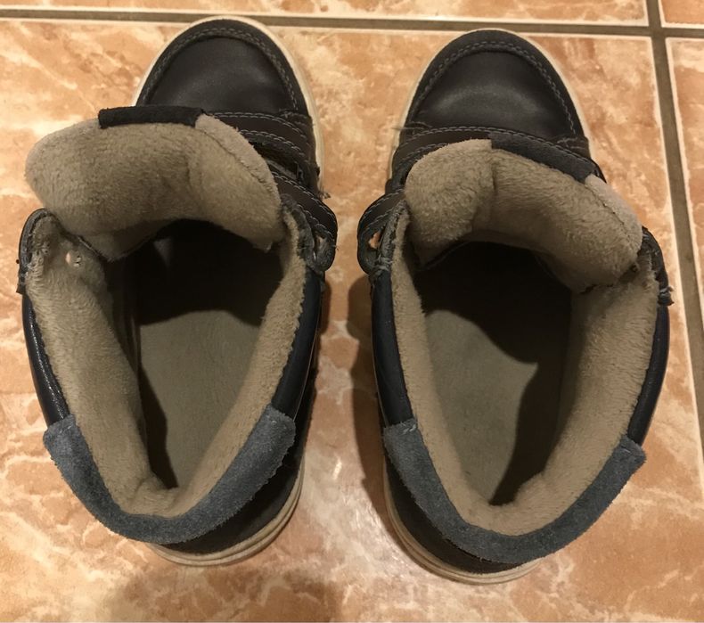 Next и Levi’s обувки