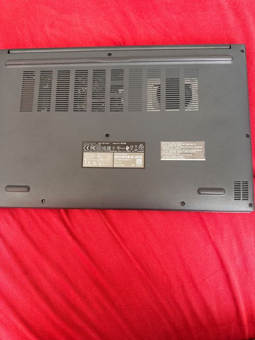 ASUS Vivobook Ryzen 7 / 16GB RAM / 15.6” –  произведен 08.2025)