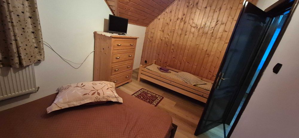 Cabana de inchiriat la munte cu ciubar  Arieseni Apuseni