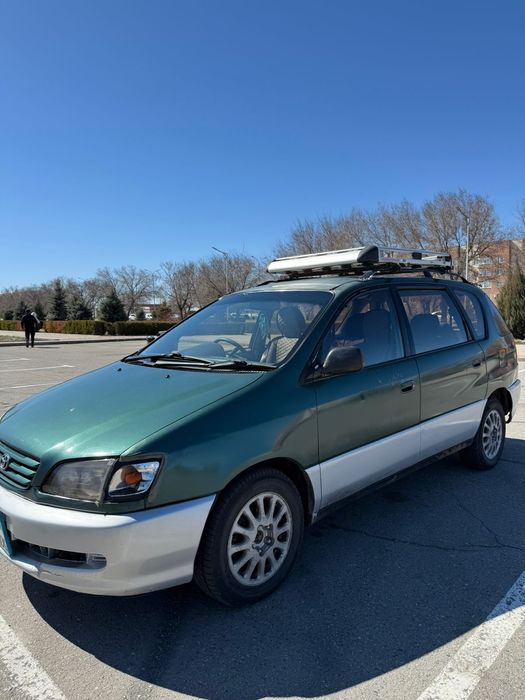 Продам Toyota Ipsum