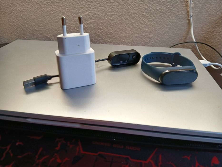 Смарт часовник..