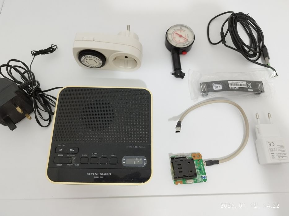 Vând componente Pc etc.Toate împreunā 40 ron