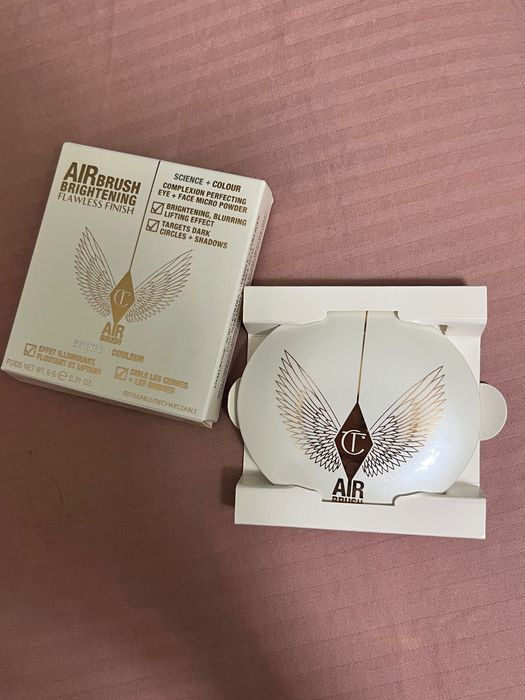 Charlotte Tilbury осветляющая пудра