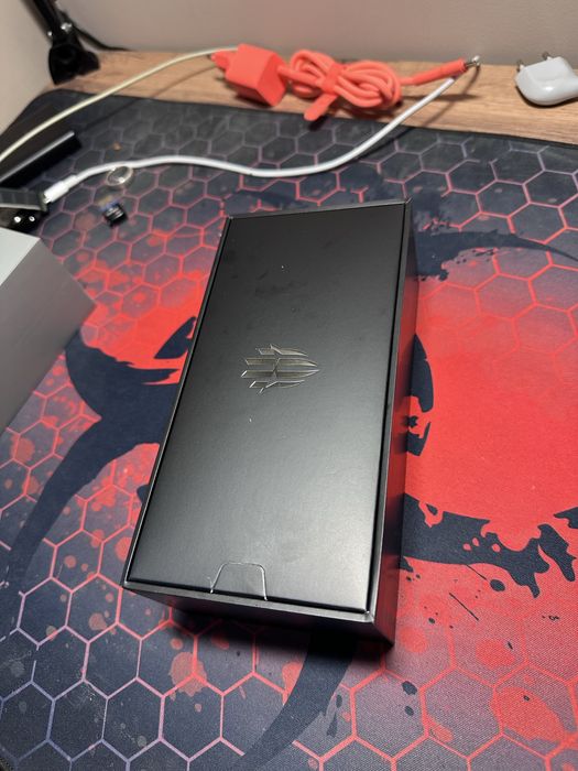 ZTE Redmagic 10S pro 16/512