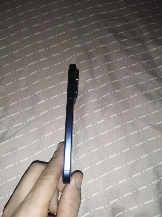 iPhone 15pro 256 baterie 89  telefonul e că nou fac și schimb