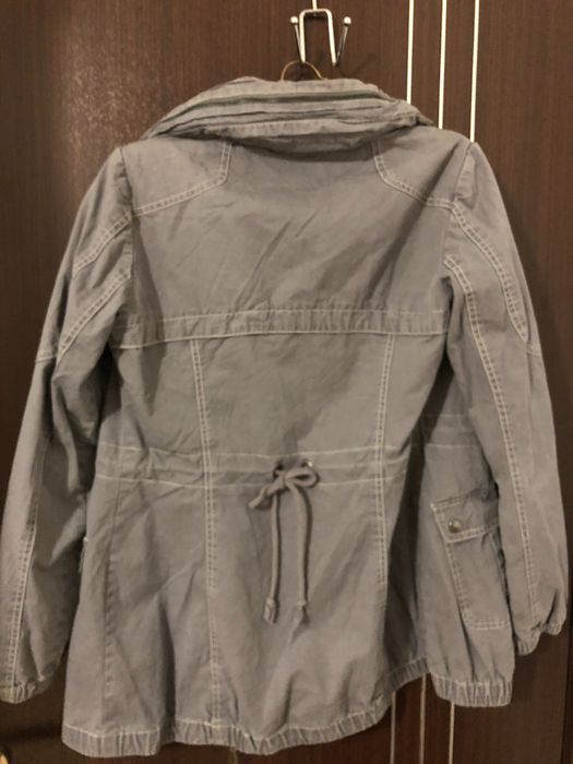 Яке дамско Guees