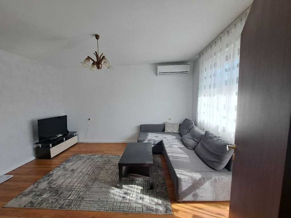 Тристайно жилище под наем в Сухата река