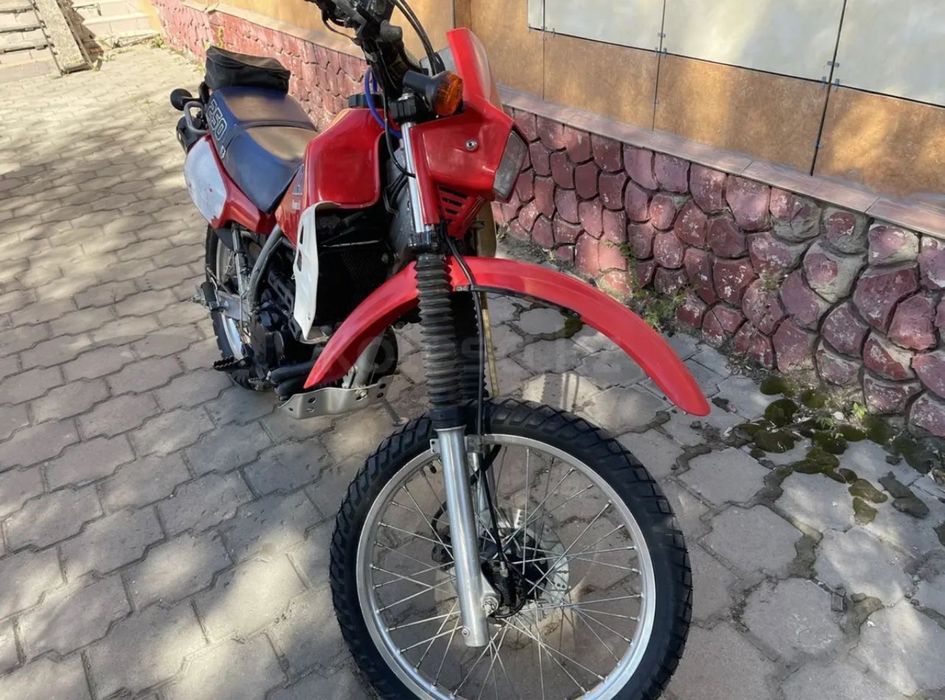 Продам Kawasaki KLR 250