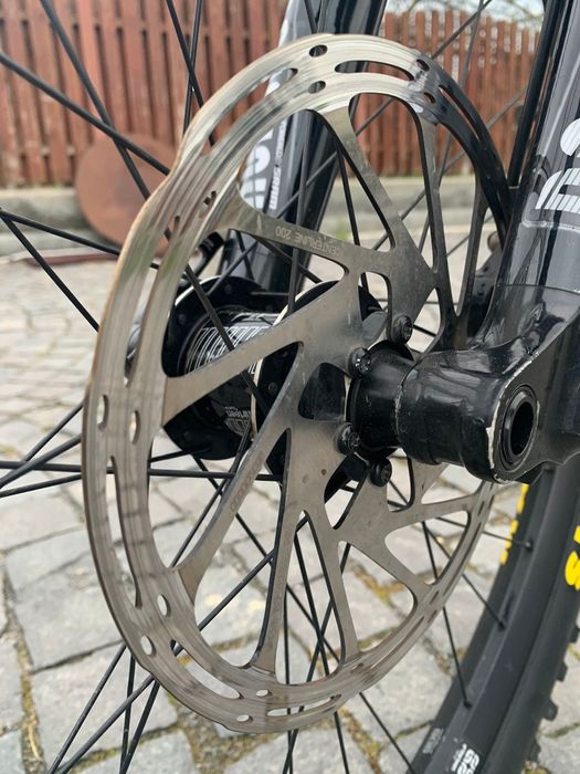 Vand YT Tues 2019 race(nu fac schimb)