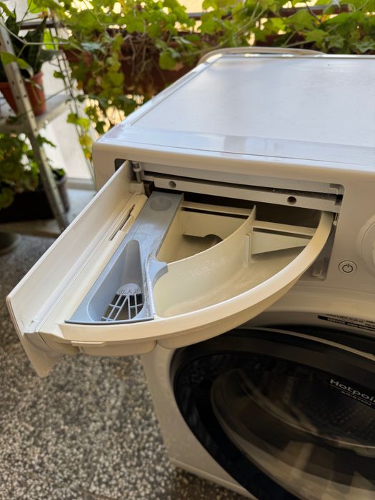 Пералня Hotpoint Ariston RSSG 603B EU