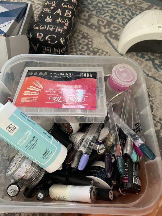 Продам все для маникюра