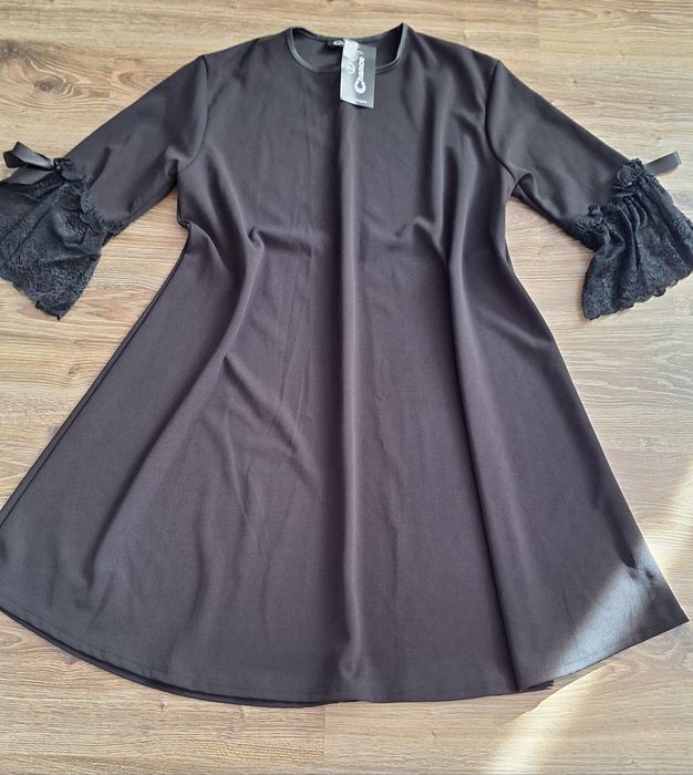 Официална дамска рокля (нова е)