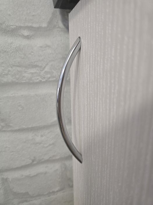 13 броя мебелни дръжки