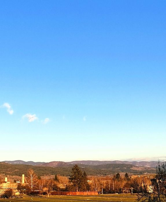 Отдавам под наем етаж от къща