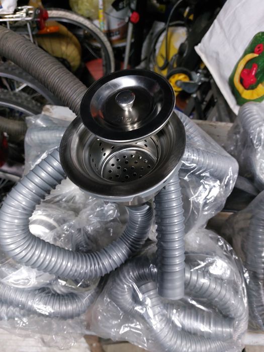 Vând furtuna de scurgere