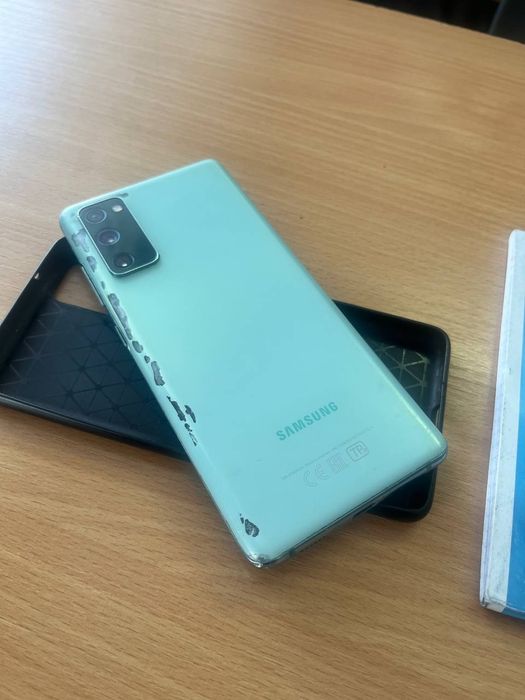 Samsung galaxy s20fe