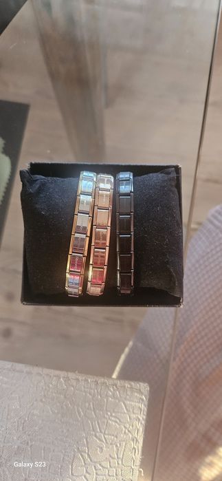 Гривна Nomination.