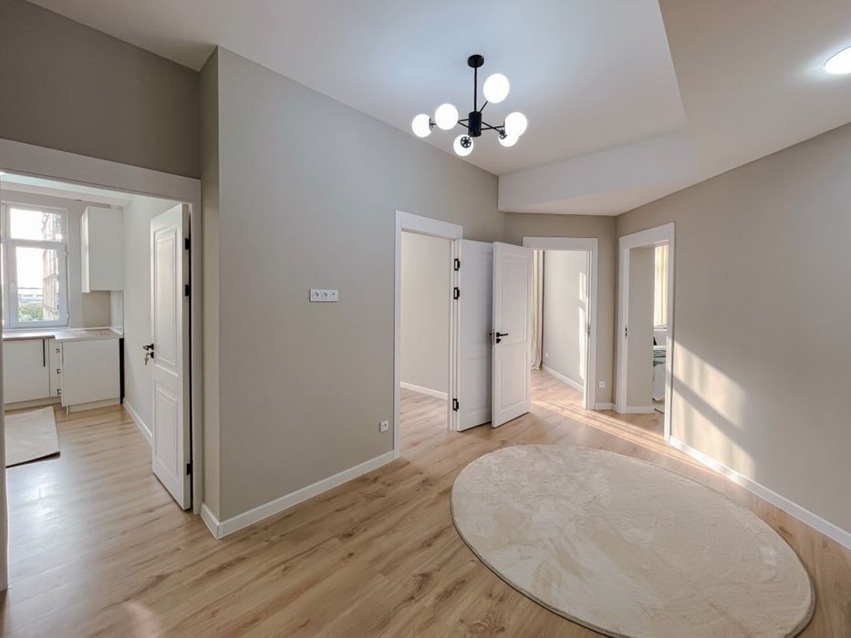 Yashnabod rayon.  Kadeshva Izzat kochasi Asia house 3/3/8 63m2