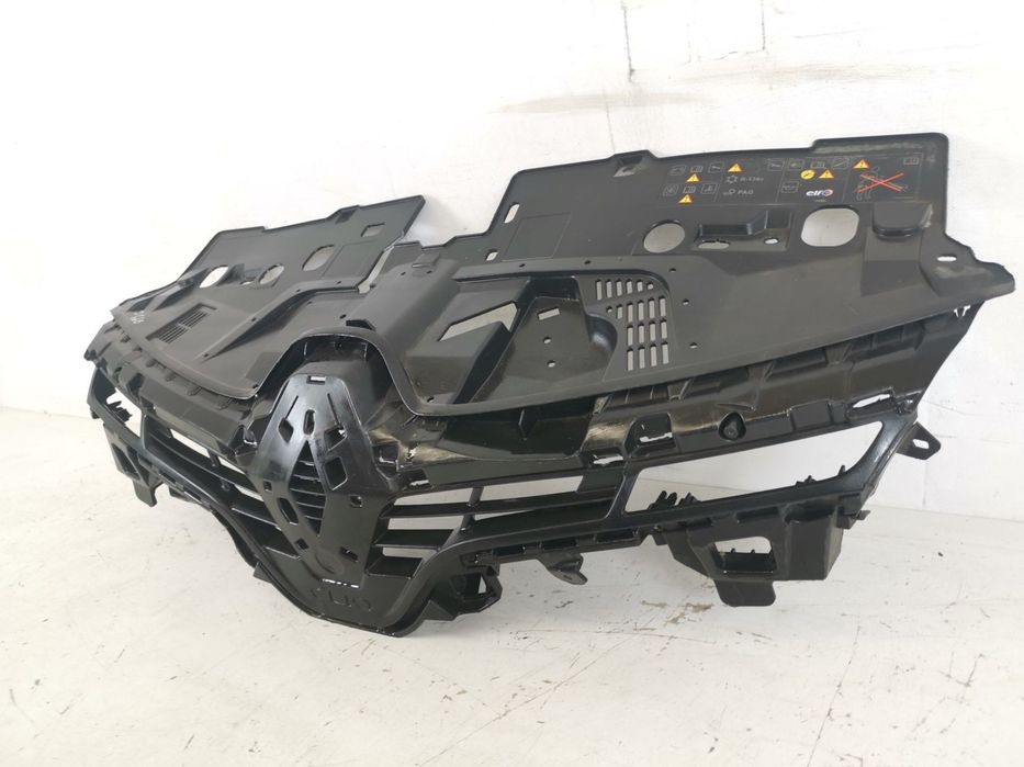 Grila Radiator Renault  Clio 4 2012 2013 2014 2015 2016 2017 2018 2019