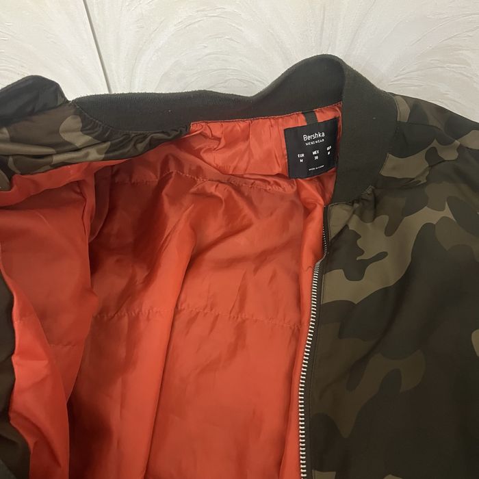 Продам бомбер демисезон