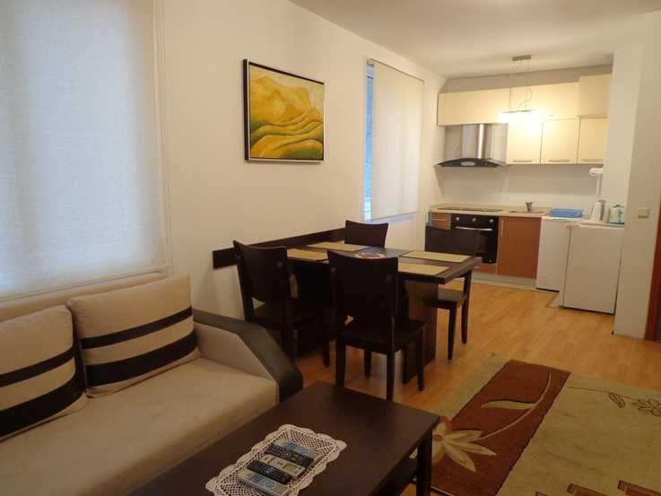 Продава се Тристаен апартамент в Каварна - 90 кв.м за 723 €/кв.м - Снимка #1