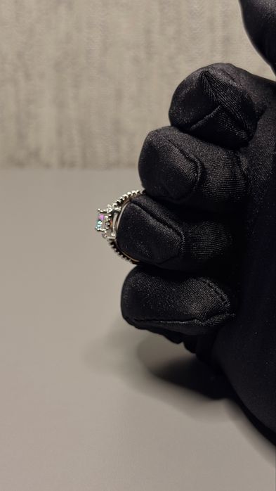 Пръстен с moissanite VVS1, 1.0 карата
