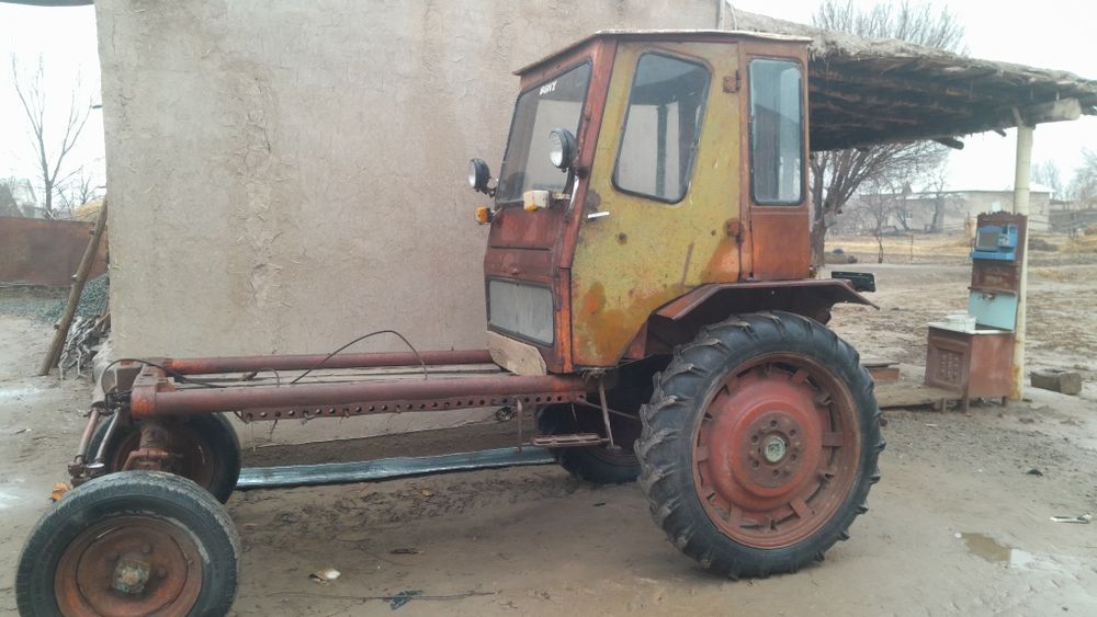 Трактор сотилади т-16
