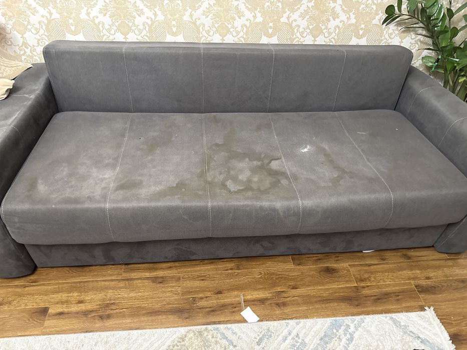 Диван отдам даром