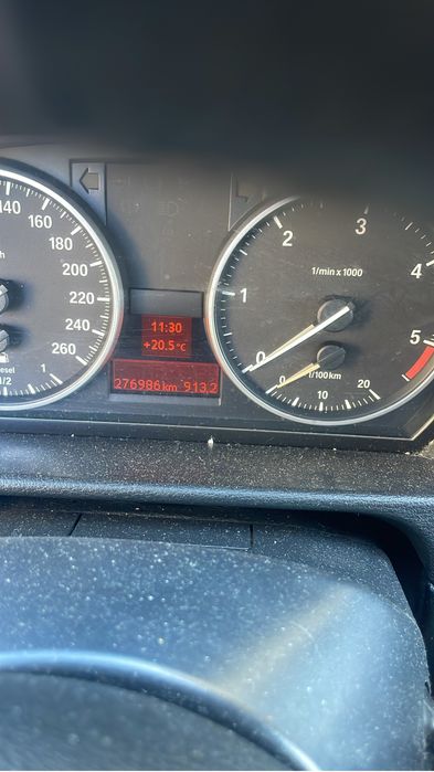 BMW X1 2012 — imagine 4