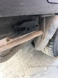 Крепление заднего бампера на БМВ Е34