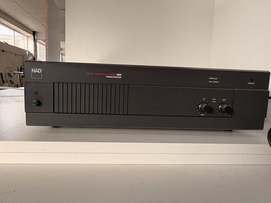 NAD 2600 мониторна серия
