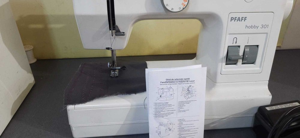 Masina de cusut electrica PFAFF Hobby 301 piese metalice