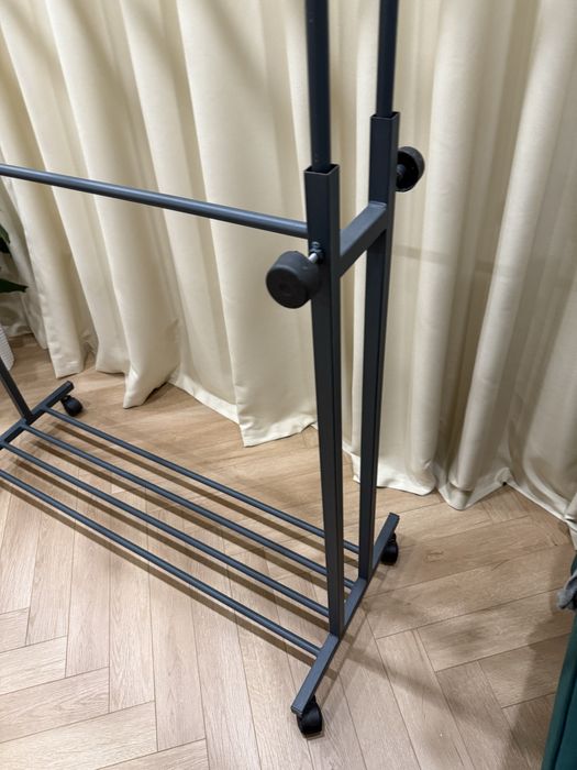 Вешалка  для одежды напольная