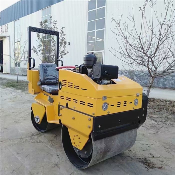 Каток дорожный 850 кг, виброкаток