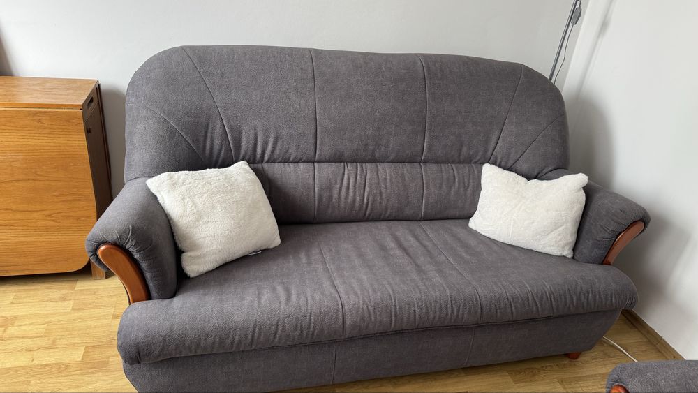 Canapea extensibila si 2 fotolii